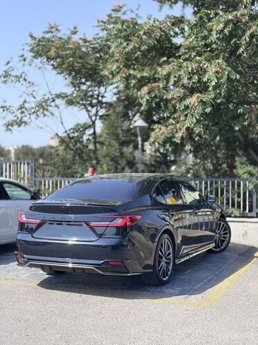 Toyota Camry 2024, 11,000 km - 2.0 л - Bakı