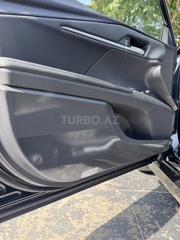 Toyota Camry 2024, 11,000 km - 2.0 л - Bakı