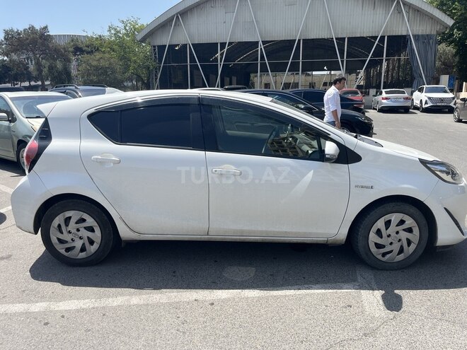 Toyota Aqua 2017, 150,000 km - 1.5 l - Bakı