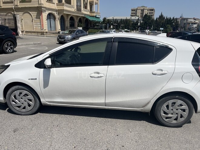 Toyota Aqua 2017, 150,000 km - 1.5 l - Bakı