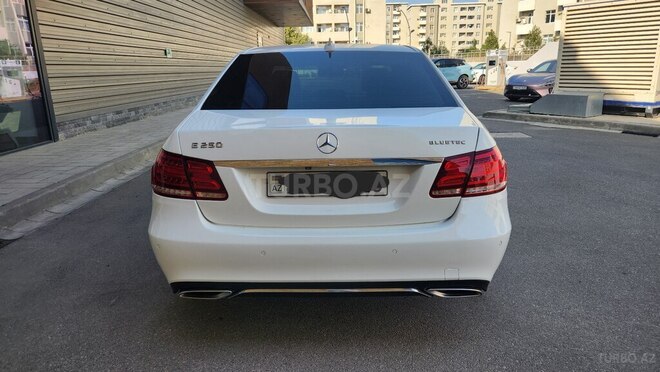 Mercedes E 250 2015, 178,200 km - 2.1 l - Bakı