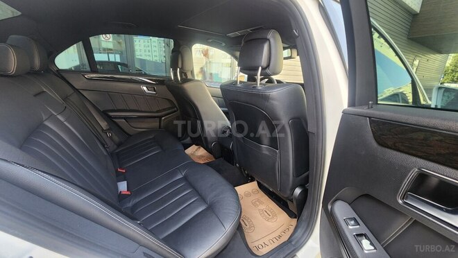 Mercedes E 250 2015, 178,200 km - 2.1 l - Bakı