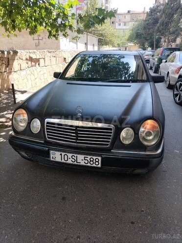 Mercedes E 230 1995, 280,000 km - 2.3 l - Bakı