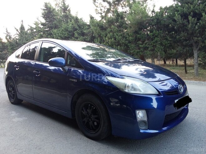 Toyota Prius 2011, 299,000 km - 1.8 l - Bakı