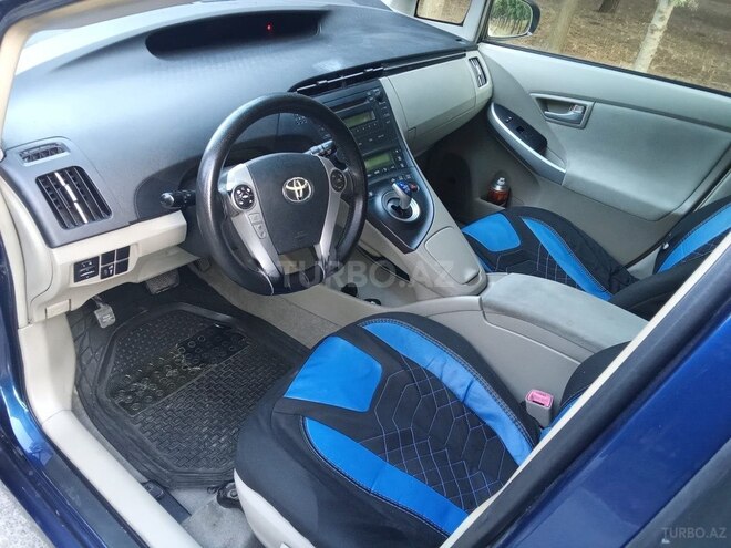 Toyota Prius 2011, 299,000 km - 1.8 l - Bakı