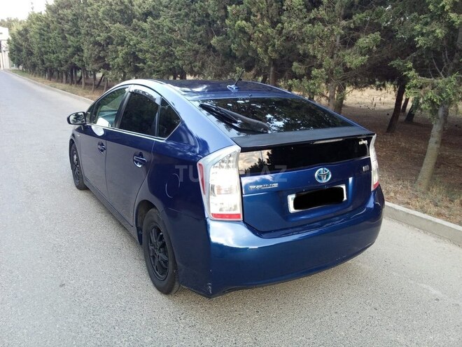 Toyota Prius 2011, 299,000 km - 1.8 l - Bakı