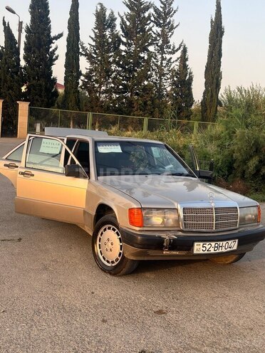 Mercedes 190 1990, 320,688 km - 2.0 л - Salyan