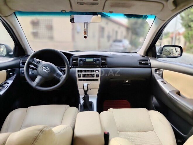 Toyota Corolla 2006, 330,000 km - 1.4 l - Bakı