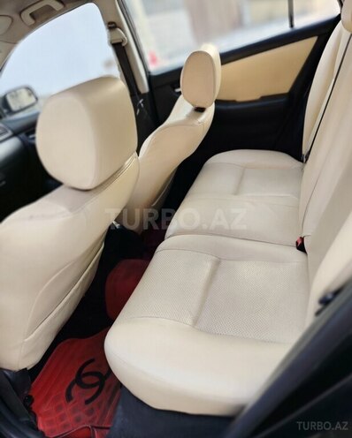 Toyota Corolla 2006, 330,000 km - 1.4 l - Bakı