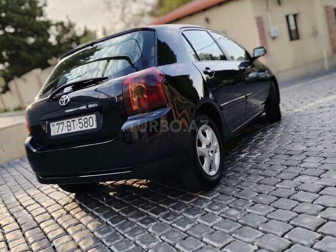 Toyota Corolla 2006, 330,000 km - 1.4 l - Bakı