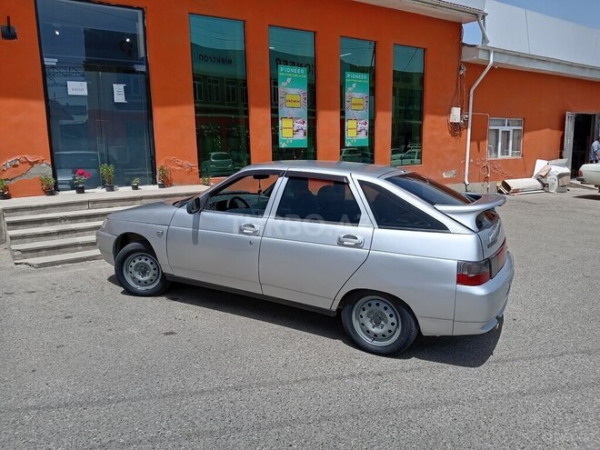 LADA (VAZ) 2112 2002, 300,000 km - 1.5 l - Qusar