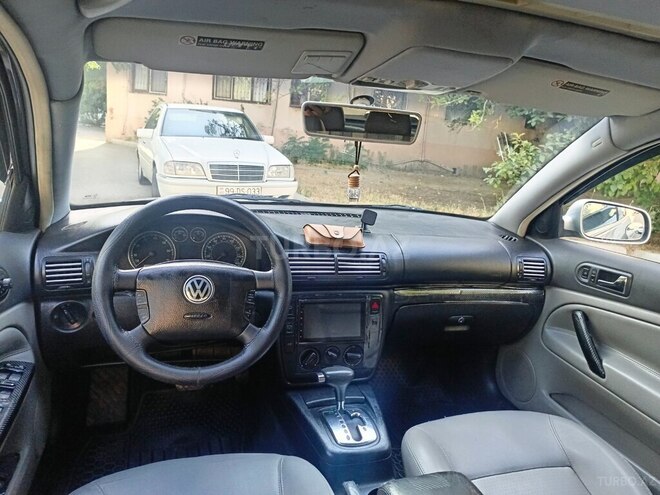Volkswagen Passat 2001, 302,000 km - 1.8 l - Bakı