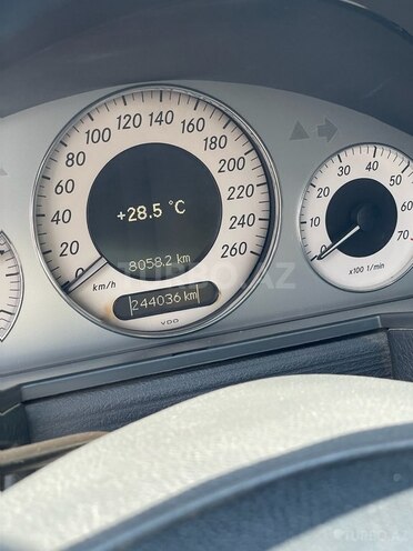 Mercedes E 240 2004, 244,036 km - 2.6 l - Masallı
