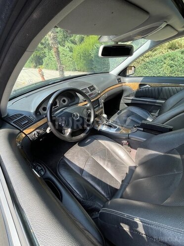 Mercedes E 240 2004, 244,036 km - 2.6 l - Masallı