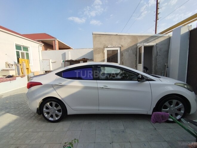 Hyundai Elantra 2013, 236,000 km - 1.6 л - Bakı
