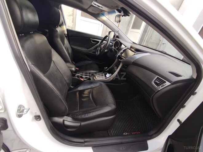 Hyundai Elantra 2013, 236,000 km - 1.6 л - Bakı