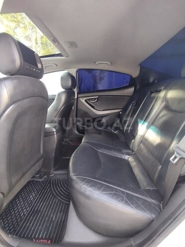 Hyundai Elantra 2013, 236,000 km - 1.6 л - Bakı