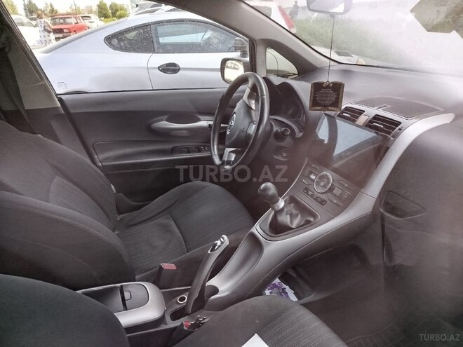 Toyota Auris 2008, 350,000 km - 1.4 л - Sumqayıt