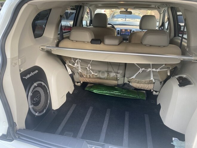Mitsubishi Outlander 2010, 175,000 km - 3.0 l - Bakı
