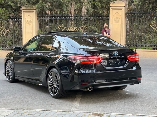Toyota Camry 2021, 140,000 km - 2.5 л - Bakı