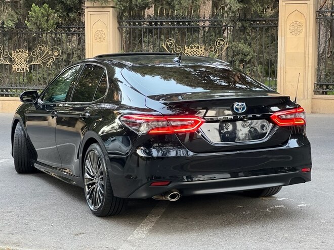Toyota Camry 2021, 140,000 km - 2.5 л - Bakı
