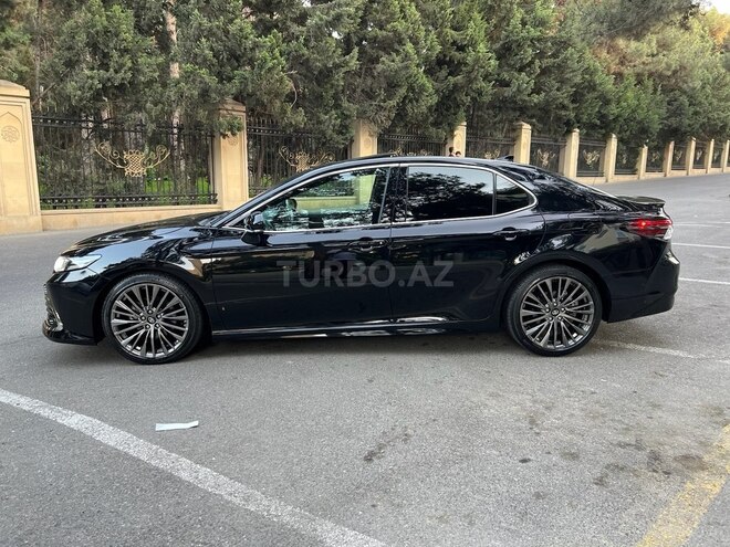 Toyota Camry 2021, 140,000 km - 2.5 л - Bakı