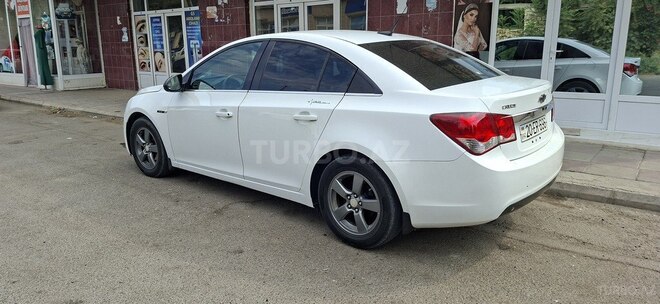 Chevrolet Cruze 2014, 260,000 km - 1.4 l - Ağcabədi