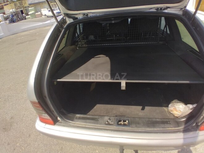 Mercedes C 220 2000, 425,000 km - 2.1 l - Bakı