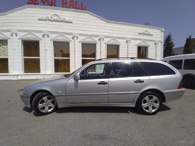 Mercedes C 220 2000, 425,000 km - 2.1 l - Bakı