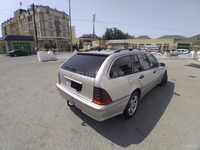 Mercedes C 220 2000, 425,000 km - 2.1 l - Bakı