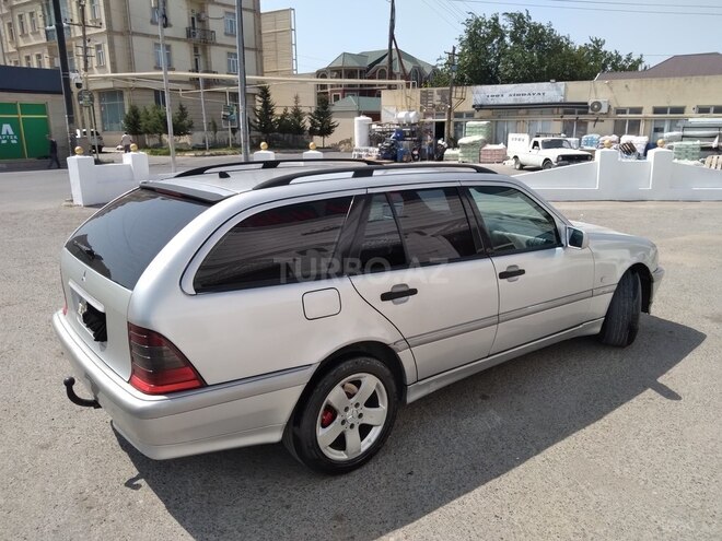 Mercedes C 220 2000, 425,000 km - 2.1 l - Bakı