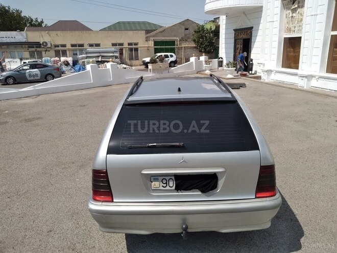 Mercedes C 220 2000, 425,000 km - 2.1 l - Bakı