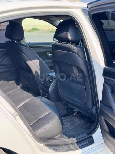 BMW 520 2015, 230,000 km - 2.0 l - Bakı