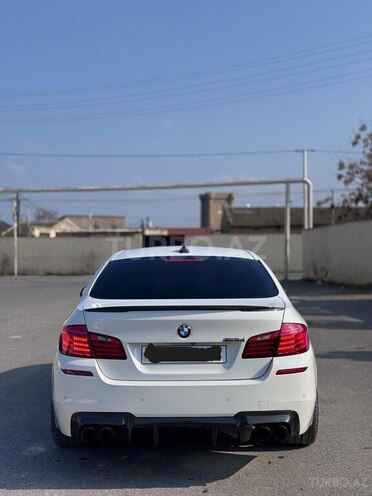 BMW 520 2015, 230,000 km - 2.0 l - Bakı