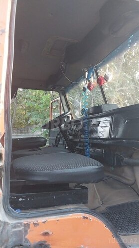 KamAz 55111 1987, 300,000 km - 11.0 l - Tərtər