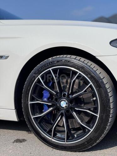 BMW 520 2015, 230,000 km - 2.0 l - Bakı