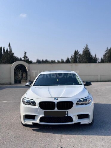 BMW 520 2015, 230,000 km - 2.0 l - Bakı