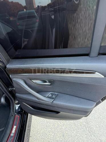 BMW 528 2014, 288,000 km - 2.0 l - Bakı