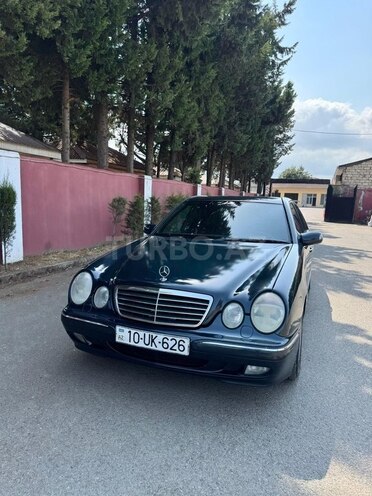 Mercedes E 270 2000, 300,000 km - 2.7 l - Masallı