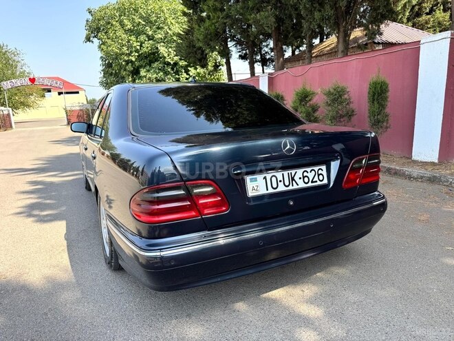 Mercedes E 270 2000, 300,000 km - 2.7 l - Masallı