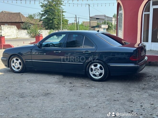 Mercedes E 270 2000, 300,000 km - 2.7 l - Masallı