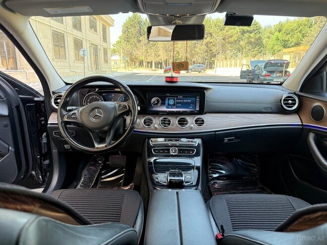 Mercedes E 220 d 2017, 175,258 km - 2.0 l - Bakı