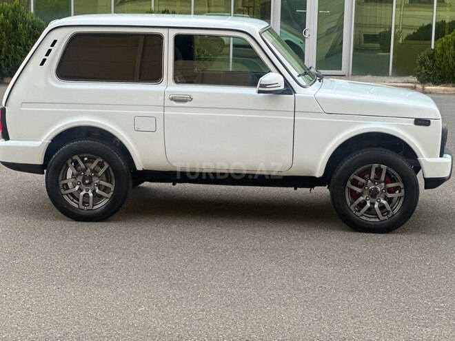 LADA (VAZ) Niva 2015, 200,000 km - 1.7 л - İmişli