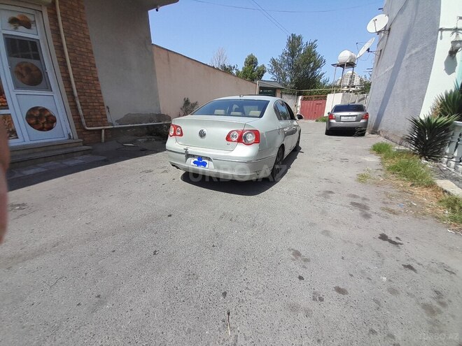 Volkswagen Passat 2008, 270,000 km - 2.0 l - Bakı