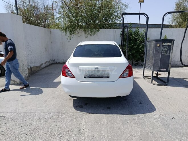 Nissan Sunny 2014, 184,000 km - 1.5 л - Sumqayıt
