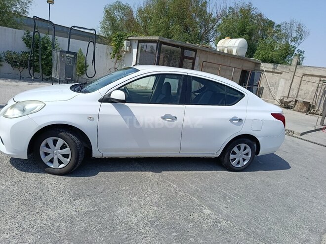Nissan Sunny 2014, 184,000 km - 1.5 л - Sumqayıt