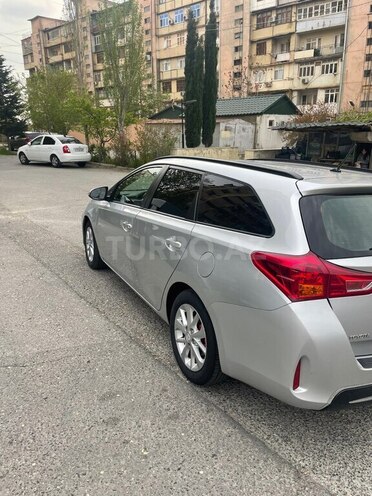 Toyota Corolla 2013, 235,000 km - 1.4 l - Bakı