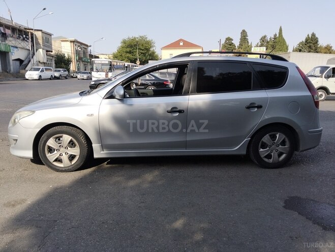Hyundai i30 2010, 400,080 km - 1.4 л - Bakı