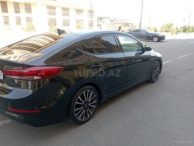 Hyundai Elantra 2018, 197,576 km - 2.0 l - Sumqayıt