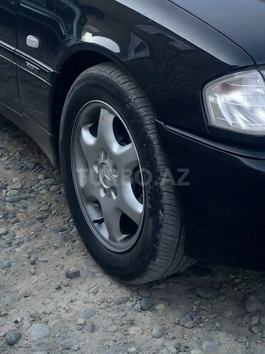 Mercedes C 240 1998, 327,227 km - 2.4 л - Biləsuvar
